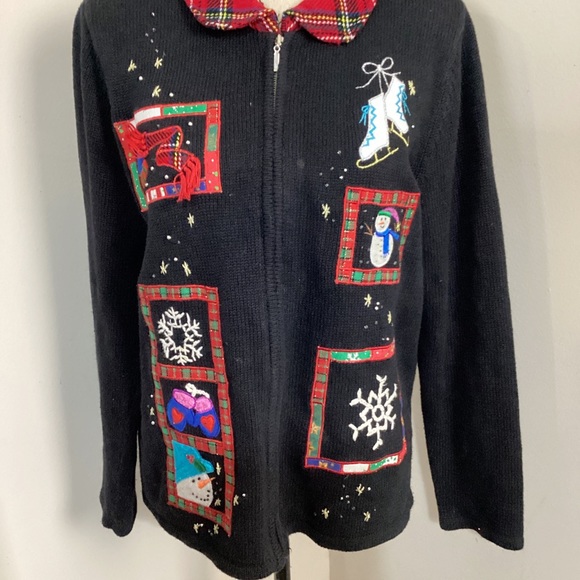 Mercer Street Women’s Black with Red Plaid Collar Holiday Cardigan Full Zip - Picture 3 of 5